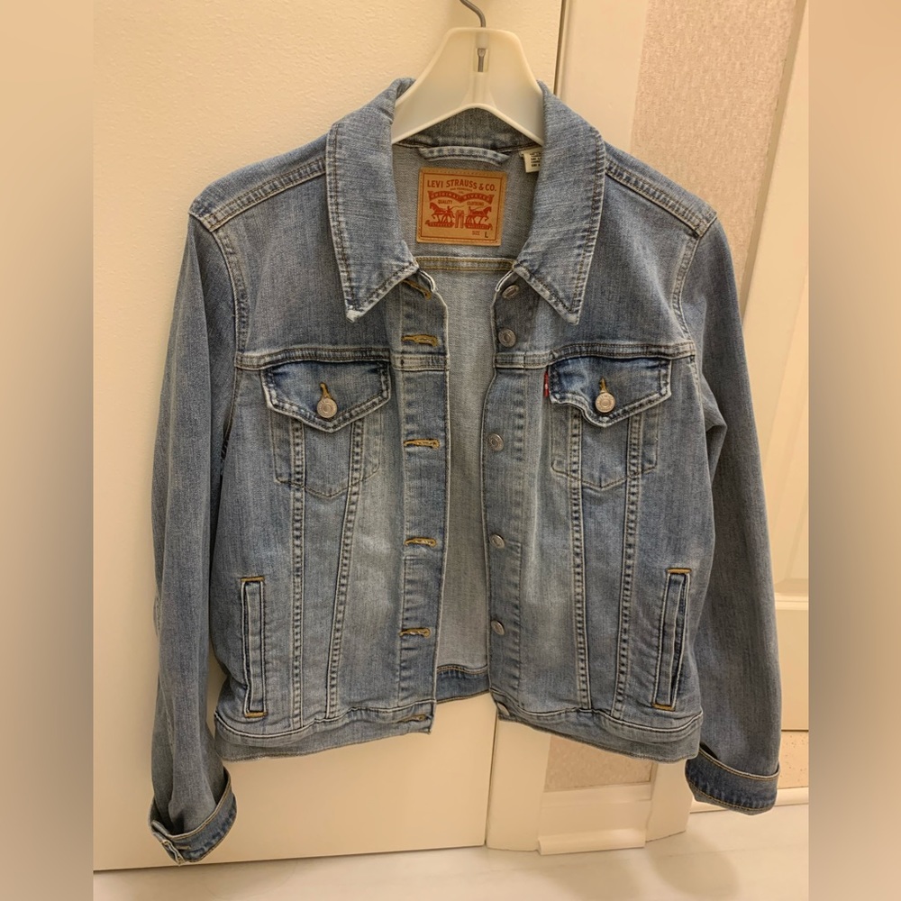 Levi’s Women’s Cotton Denim Jacket